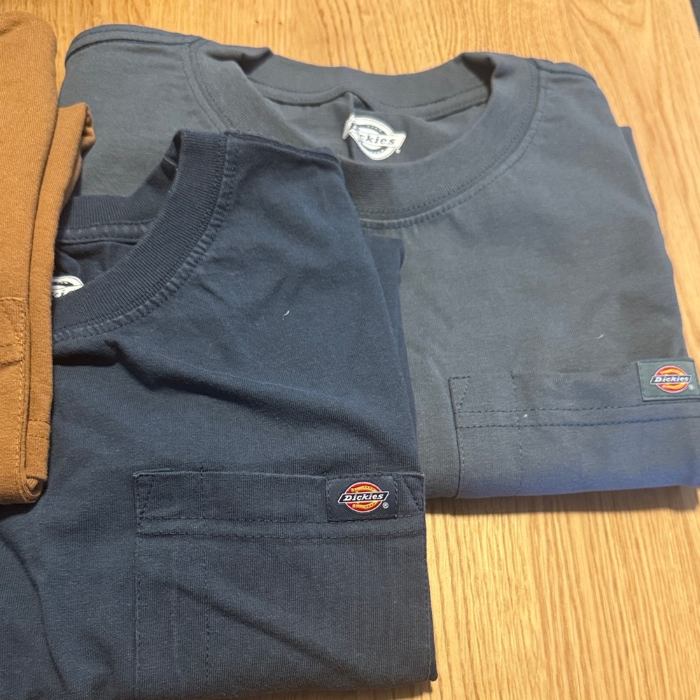 Dickies Casual T-Shirts in Black, Tan, and Blue - Picture 6 of 7